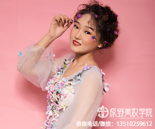 彩妆和裸妆,裸妆与彩妆有什么区别