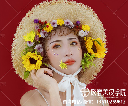 桃花妆怎么画简单而好看,初学者桃花妆画法步骤