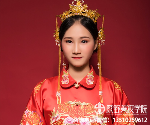 学化妆有什么好处，化妆培训学校哪家你怎么化妆淡妆